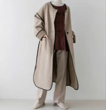 Kastane 새틴 라이너 부착 파이핑 가운 코트