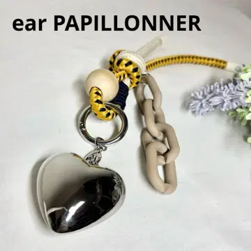 [ 새상품급 ] 이아파피요네 하트 달린 로프 스트랩 백참 베이지