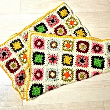 컬러풀 그래니 스퀘어 무릎 담요