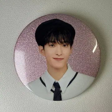 SEVENTEEN holiday 캔뱃지 도겸 DK