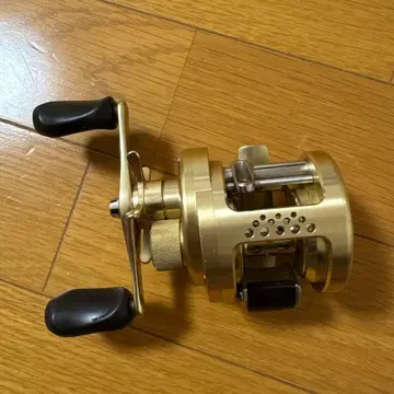 시마노 칼카타 네이비 퀘스트 101 낚시릴