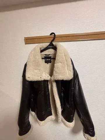 zara 인조 가죽 보아 자켓
