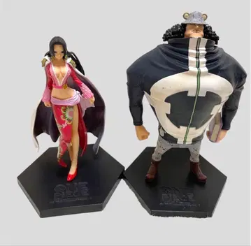 원피스 DX 왕하 칠무해 핸콕 바솔로뮤 쿠마 2체 세트