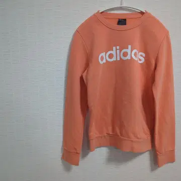 adidas 오렌지 맨투맨 S