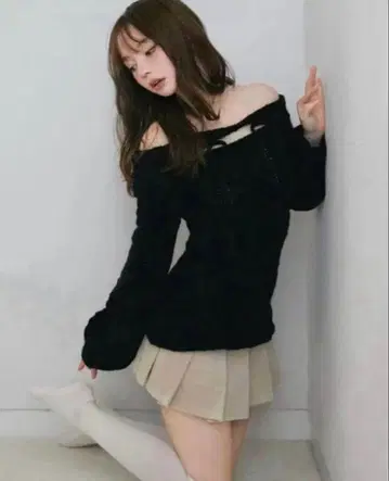 andmary Aura 케이블 니트 탑