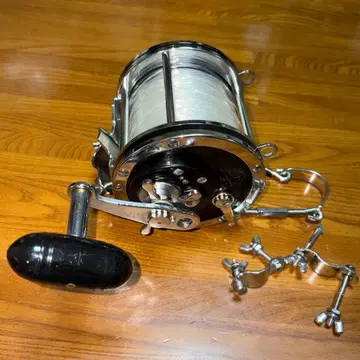 새상품급 PENN 세네터 9/0