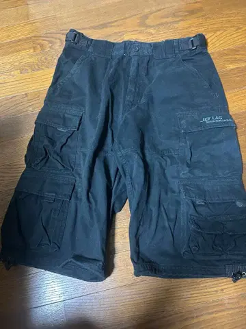 JET LAG 카고 숏팬츠 블랙