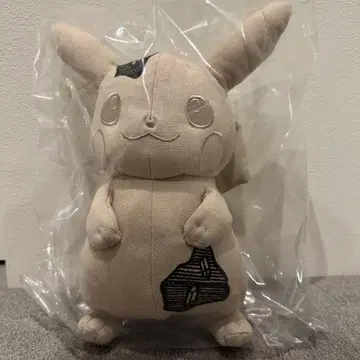 Daniel Arsham x Pokmon 봉제 인형
