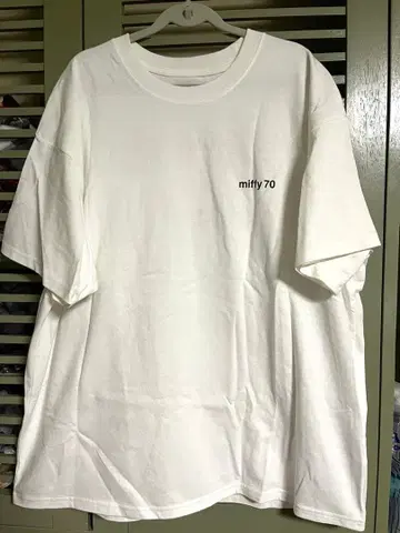 새상품 FREAK S STORE 나인체 백 프린트 T