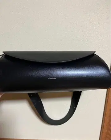 질샌더 칸노로백 그랑데