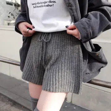 Kastane 리브 니트 숏팬츠 차콜 그레이 미사용 새상품 카스타네