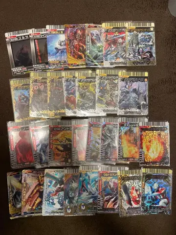 울트라맨 카드 30장 세트