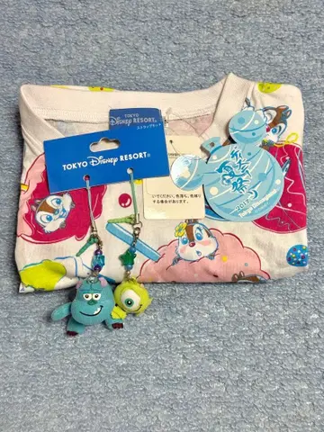 디즈니 T셔츠 (S) 몬스터 주식회사 키링 포함