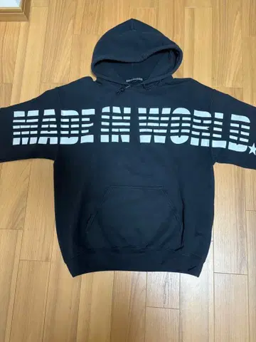 MADE IN WORLD 후드 부착 후드티 블랙