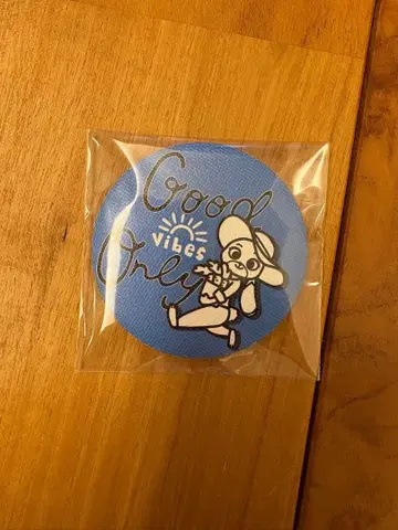 주토피아 캠퍼스 배지 주디