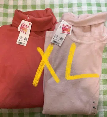 미사용 유니클로 히트텍 플리스 터틀넥 T XL 사이즈 2색 세트