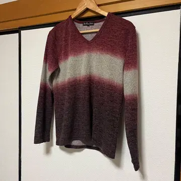 In The Attic y2k 그라데이션 V넥 니트