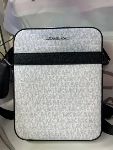 MICHAEL KORS 숄더백 화이트/블랙