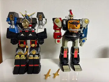 카쿠렌저 무적장군 은대장군 증정 세트