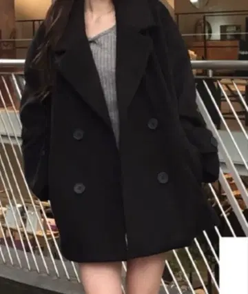 블랙 더블 브레스트 코트