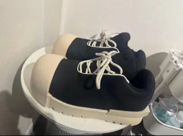 [레어템] FVVO & ROCKSTA 스니커즈 시착만 한 상품 27cm