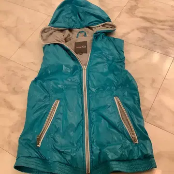 Duvetica 후드 부착 베스트 사이즈 42