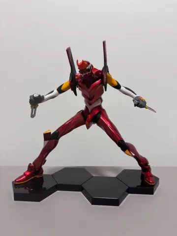 에반게리온 2호기 피규어