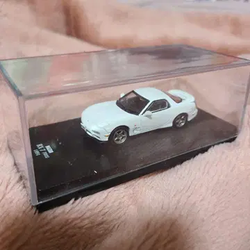 Mazda RX-7 화이트 모델