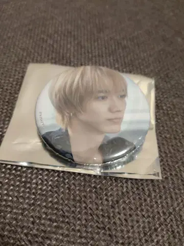 코마키네 아오타 25시, 아카사카에서 콜라보 카페 트레이딩 캔뱃지