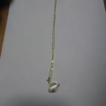 골드 하트형 펜던트 목걸이