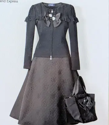 새상품 엠즈 그레이시 스커트 36호