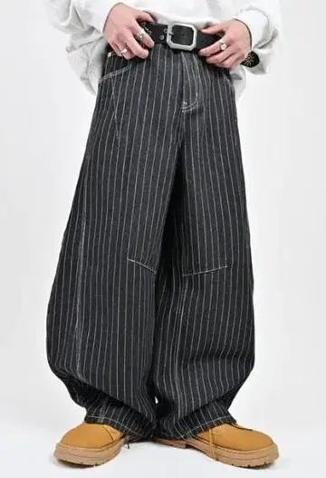 L2091 스트라이프 벌룬 데님 XL (black) 지저인 ONLINE