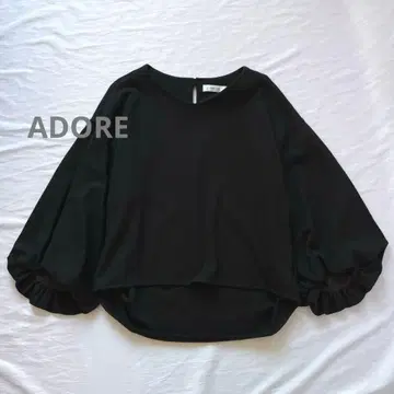 어도어 ADORE 볼륨 슬리브 울 블라우스 블랙