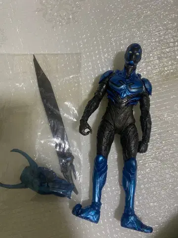 DC 멀티버스 맥팔렌 토이즈 블루 비틀 피규어 정크