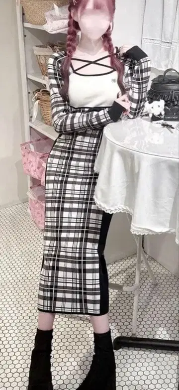 HONEY MEW 허니뮤우 체크 롱 니트 원피스