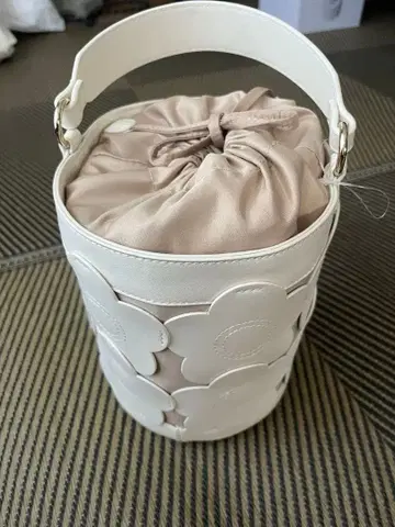 마리콴트 숄더백 미사용 새상품