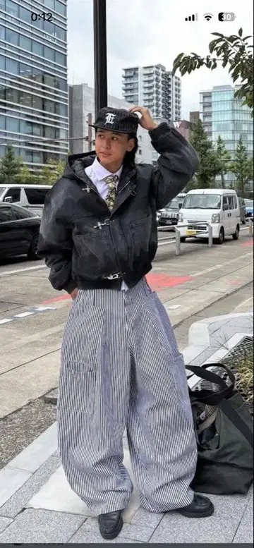 닛토 씨 착용 팬츠