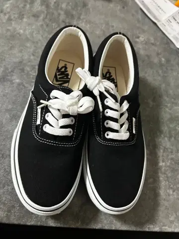 Vans 블랙 캔버스 스니커즈