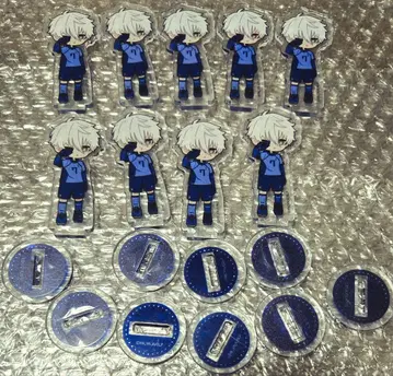 블루 록 100엔샵 다이소 세리아 아크릴 스탠드 나기 세이시로 9점