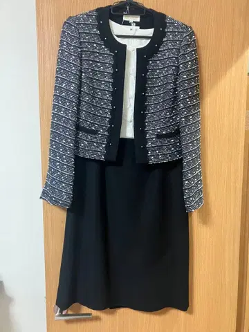 SOIR 원피스 수트 9호 블랙과 화이트 트위드