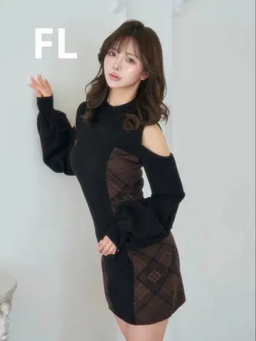 다리치 사이드 체크 니트 미니 원피스 FL