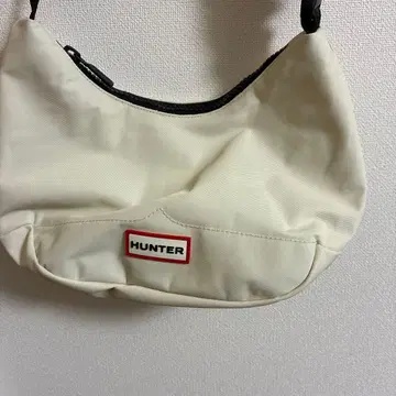 HUNTER 숄더백 화이트