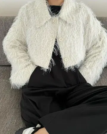 화이트 퍼 스타일 크롭 자켓