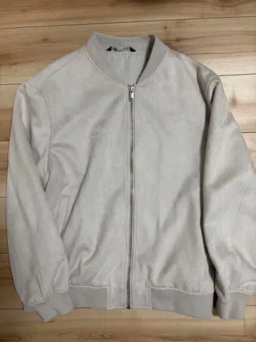 ZARA 베이지 스웨이드풍 점퍼