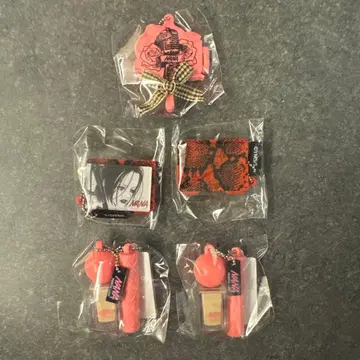 NANA x PASSIONAL LOVER 미니 참 컬렉션