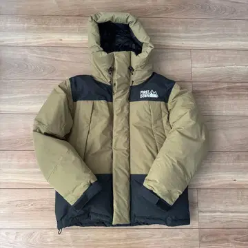 FIRST DOWN 후드 부착 다운 자켓