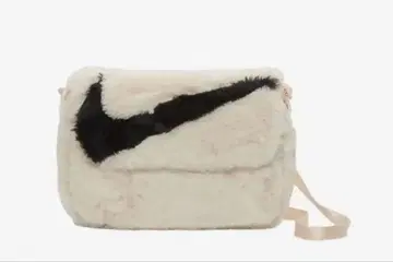 NIKE 나이키 인조 모피 숄더백