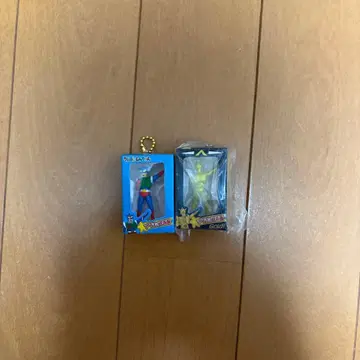 가챠가챠 액션 가면 구판 신판