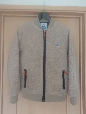 케이프 하이츠 플리스 보아 자켓 사이즈 XS