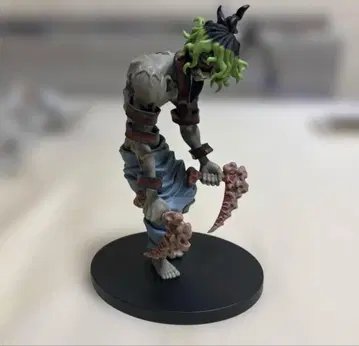 귀멸의 칼날 귀노장 팔의 형 기유타로 피규어